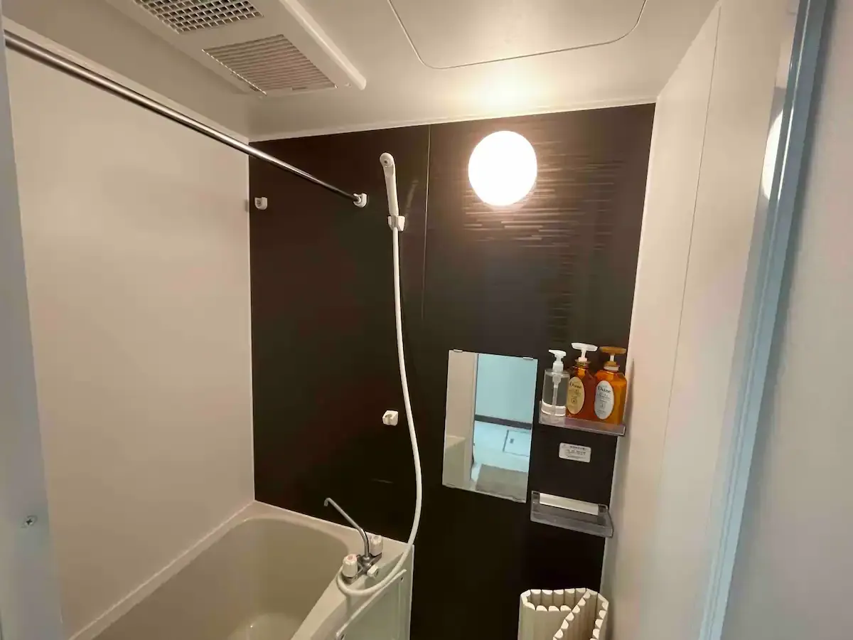 LUCE ROOM